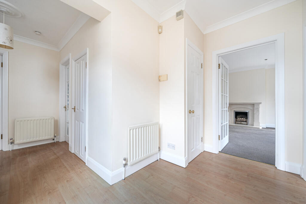 1343861-4-68b5752...