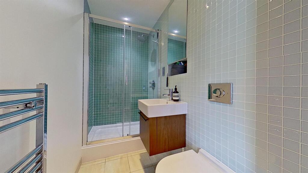 The-Retreat-Furmage-Street-Earlsfield-SW18-0713202