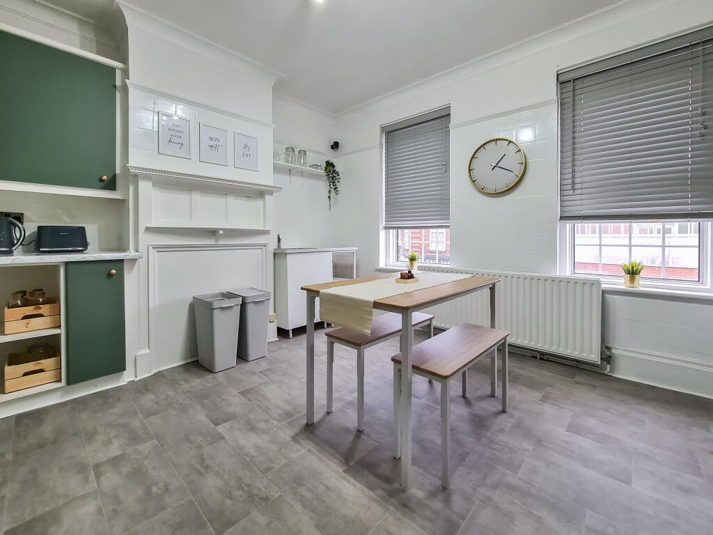 115a - Kitchen 2