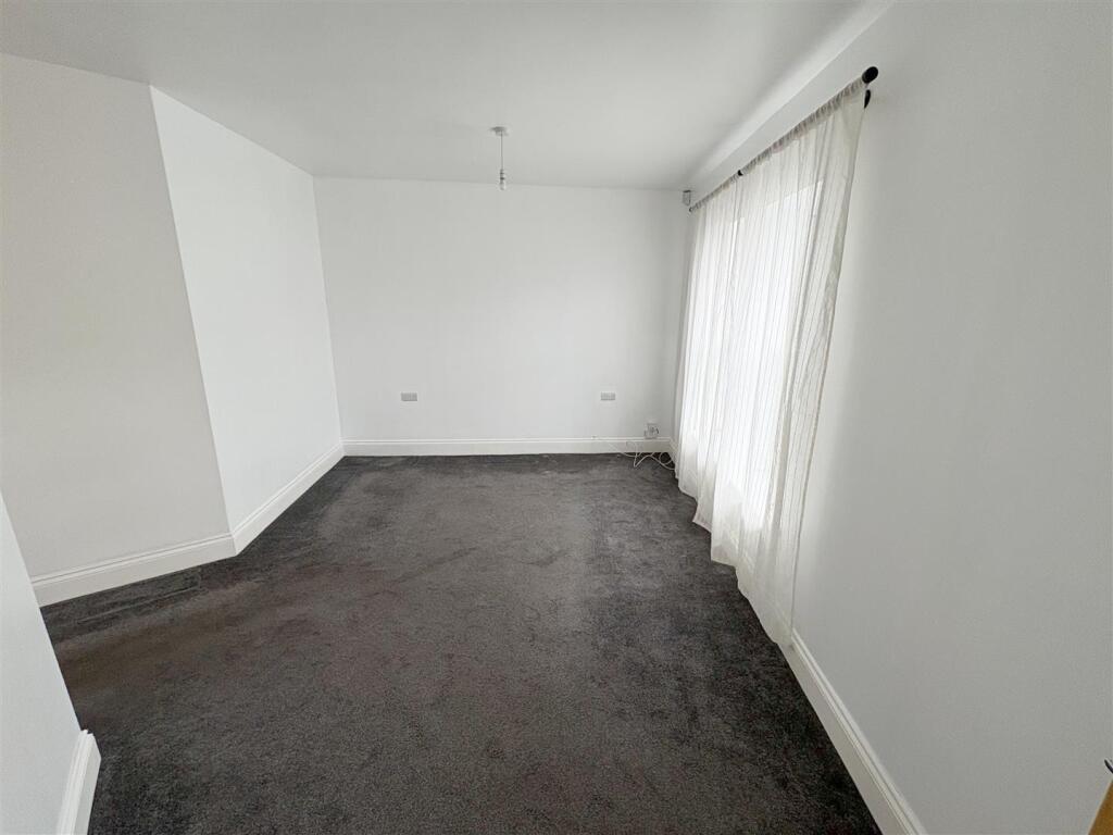 Lounge_dining room.jpg