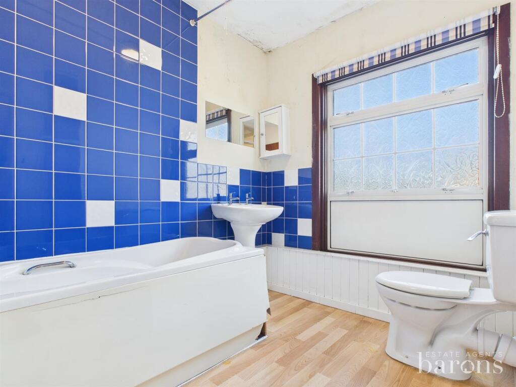 CAM05500G0-PR0081-STILL007 - Copy.jpg