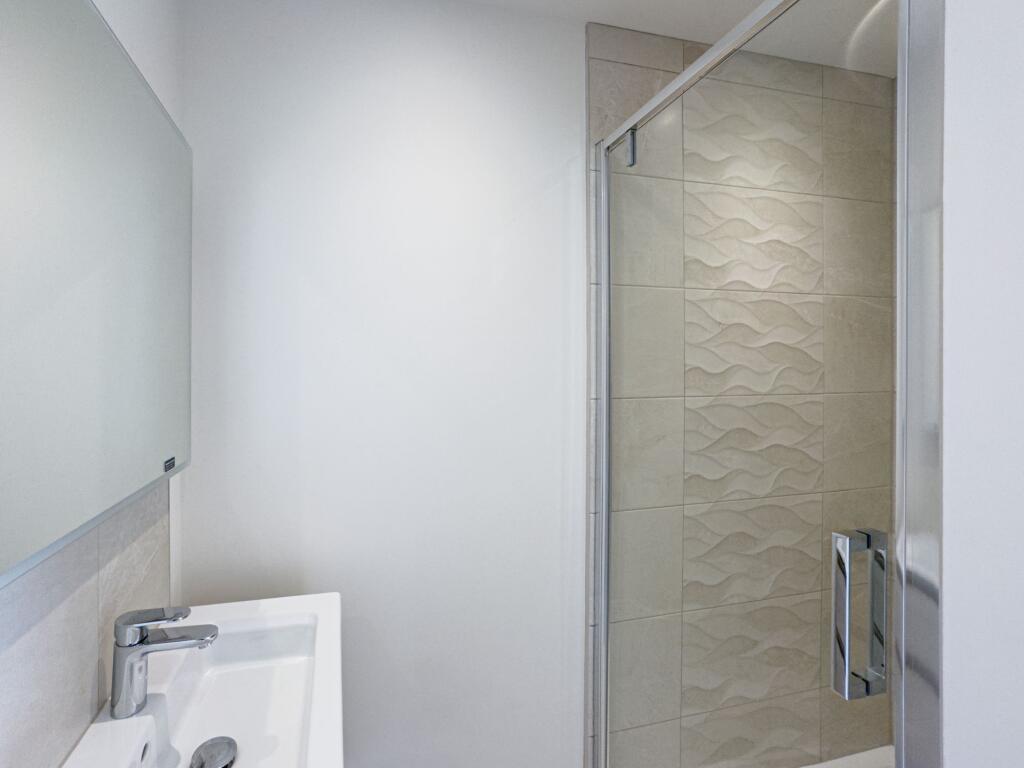 Ensuite Shower Room