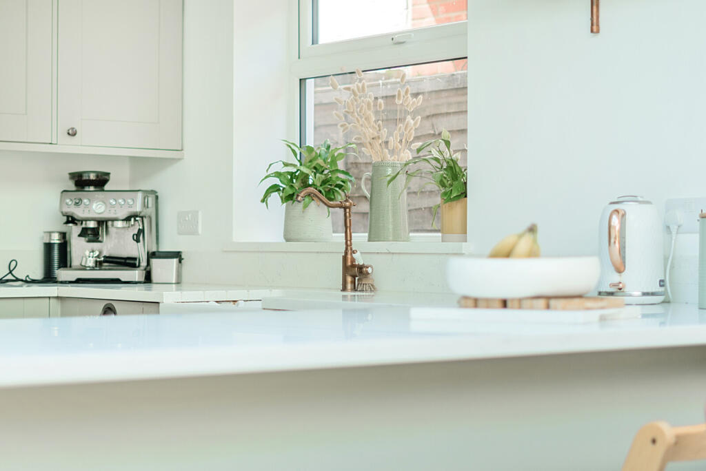 4-6820edb17d42d-1...