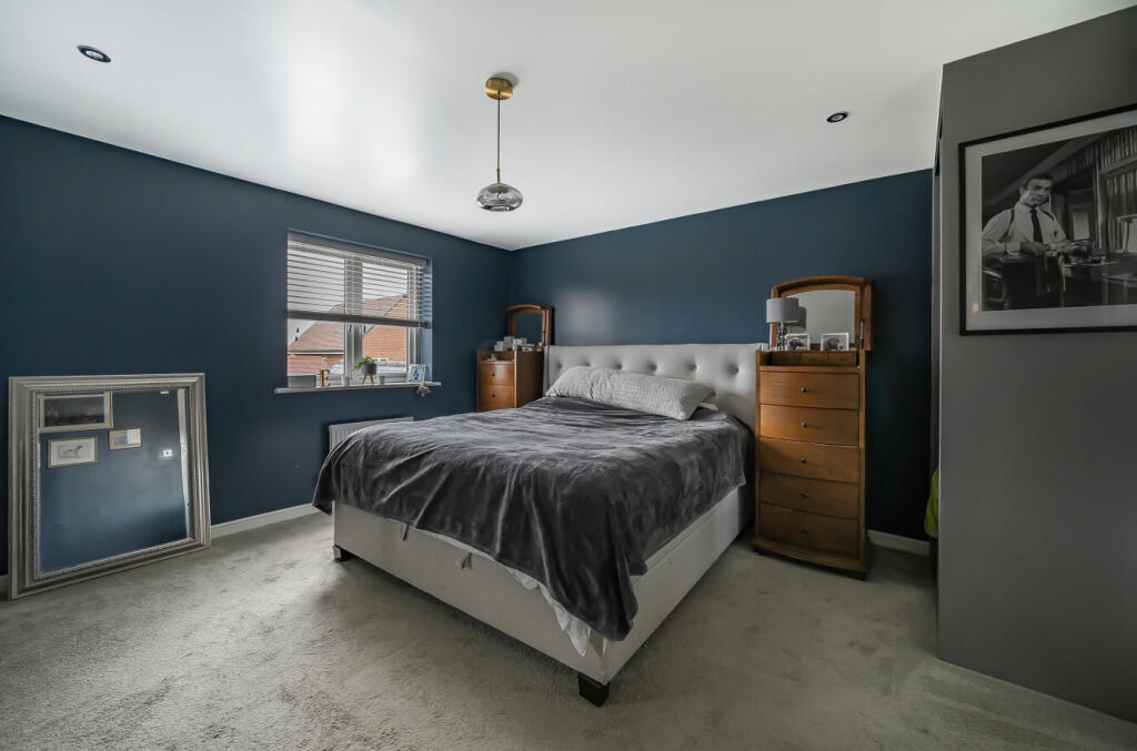 14-68220635ad96d-...