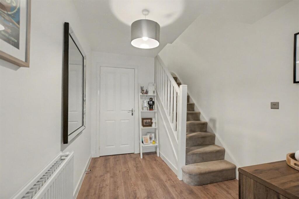 Entrance Hall_1.jpeg