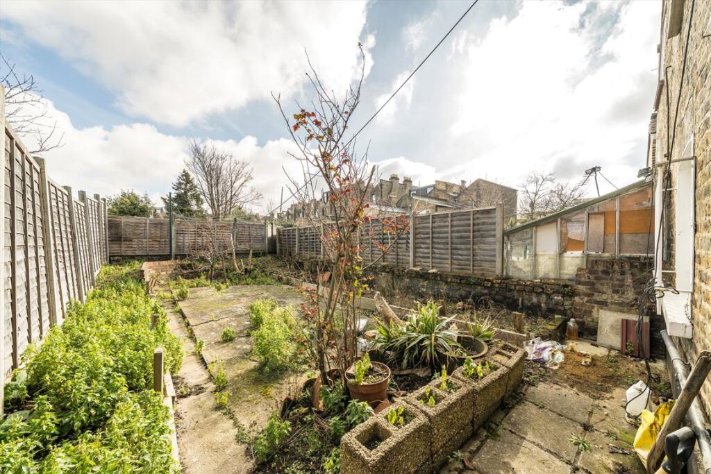 Elderfield Road, Clapton