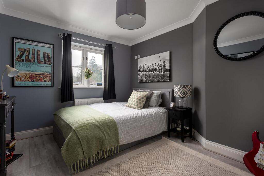 56 - 1 Holm Oaks - GL7 2RQ - Web.jpg