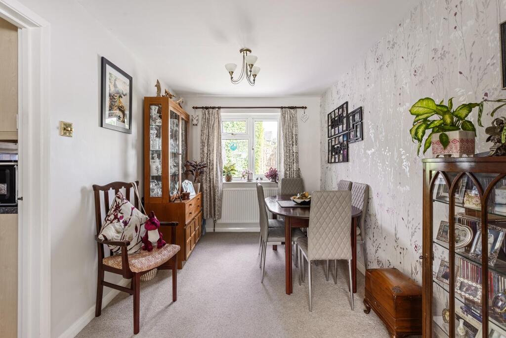 6 Reeton Terrace-07.jpg