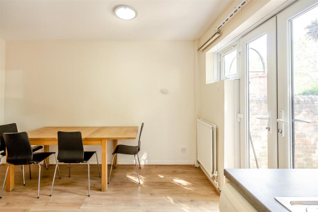 Dinning area 1-interior36.jpg