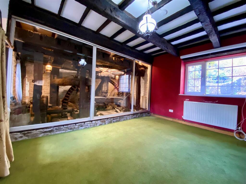 melin mill room.jpg