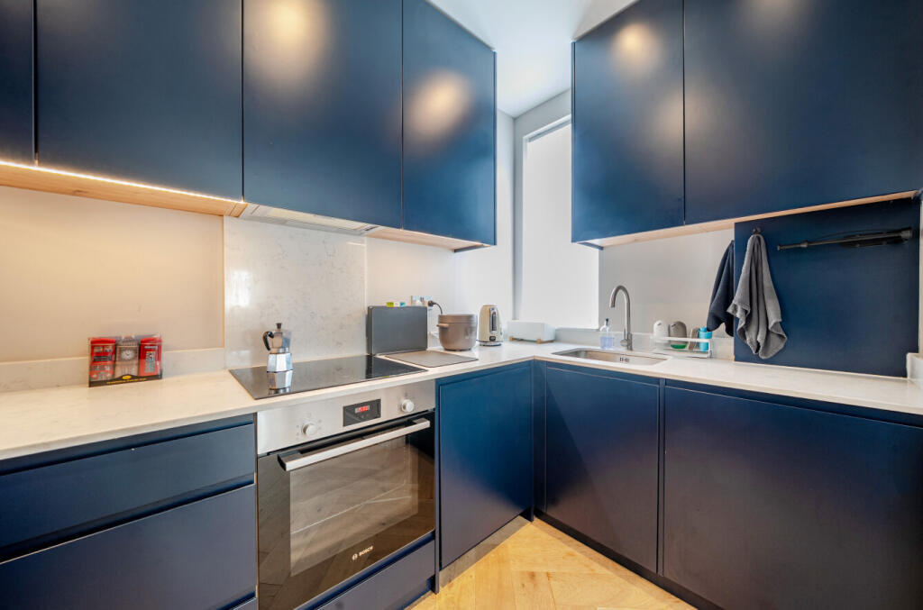 1326487-18-687518...