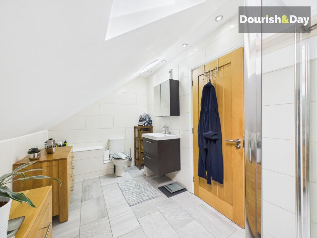 En-suite (Bedroom Two)