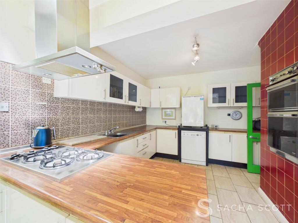 Kitchen / Breakfast Room