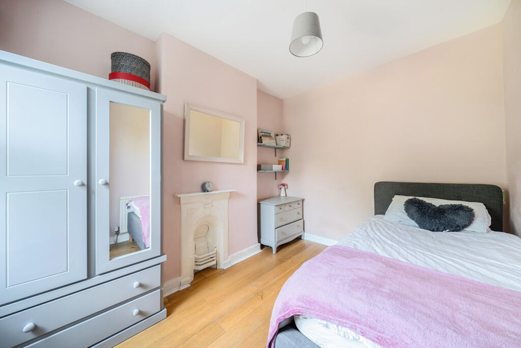 1319615-11-68712c...