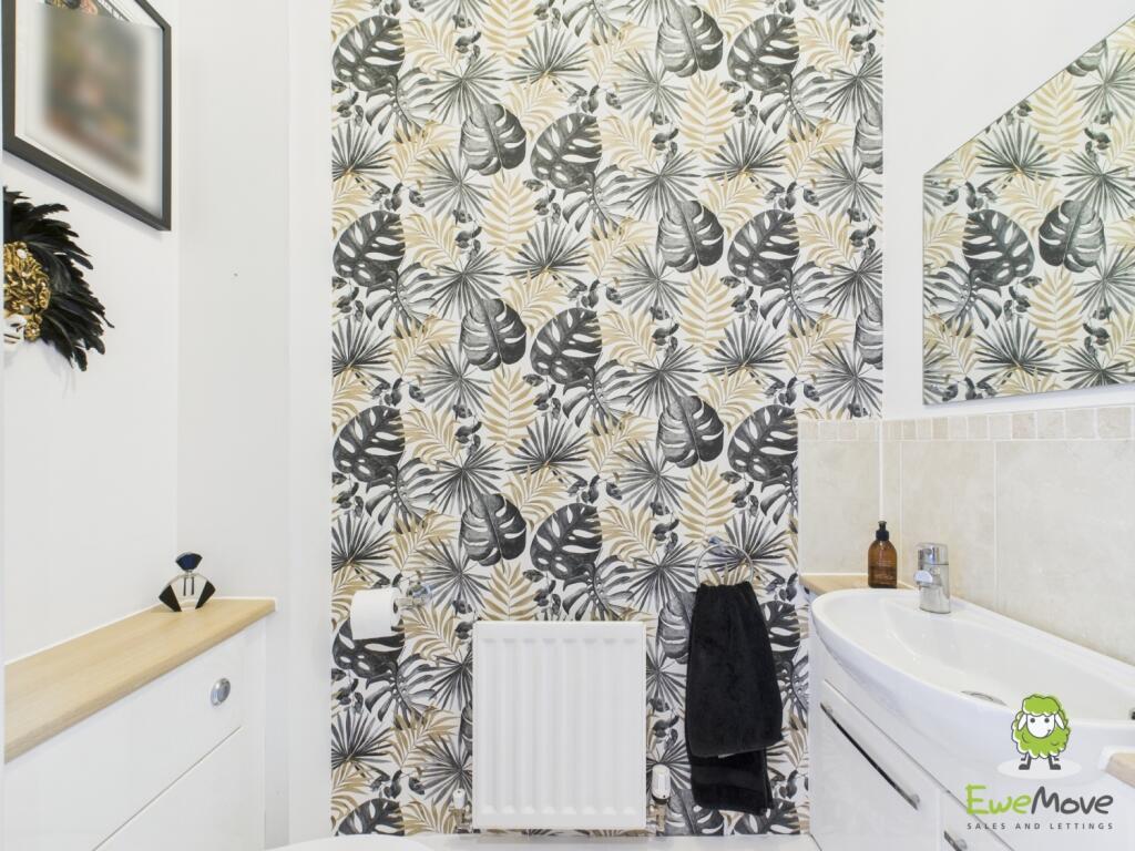 CAM03778G0-PR0191-STILL008