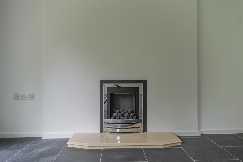 8 Erasmus Way (24 of 40).jpg