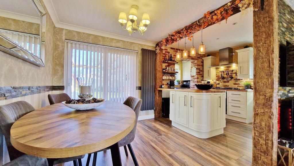 Lounge/Diner
