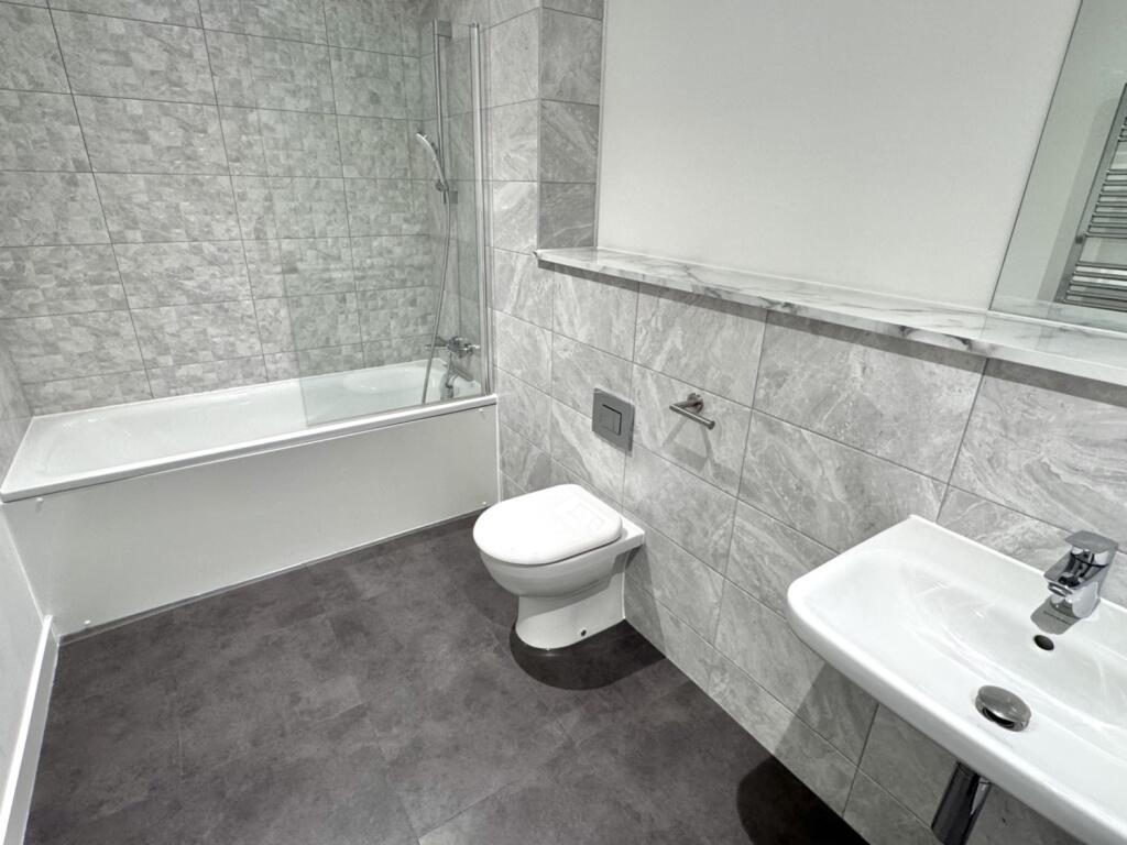 48 lh bath
