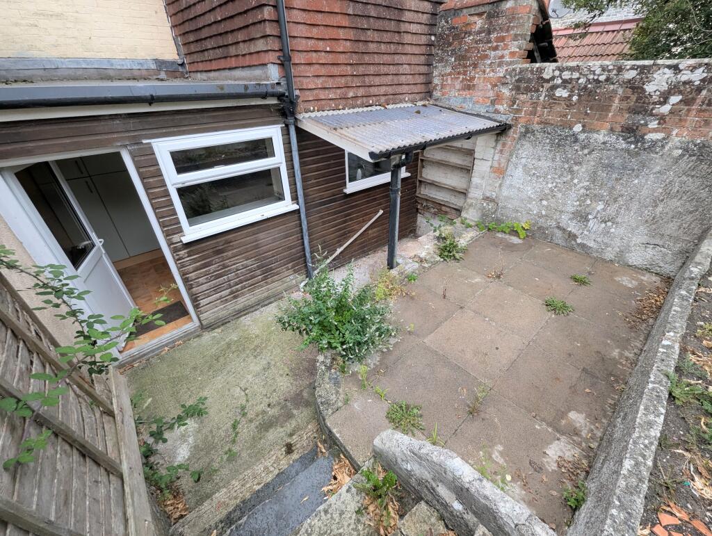 1000031534 T202508051437.jpg