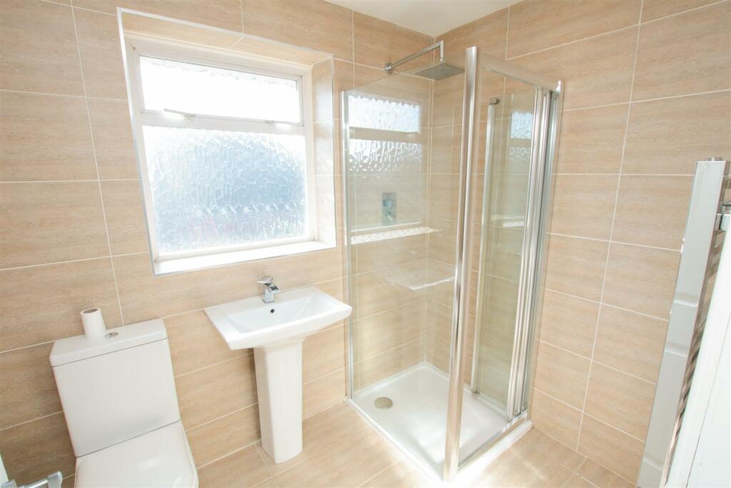 HOUSE BATHROOM