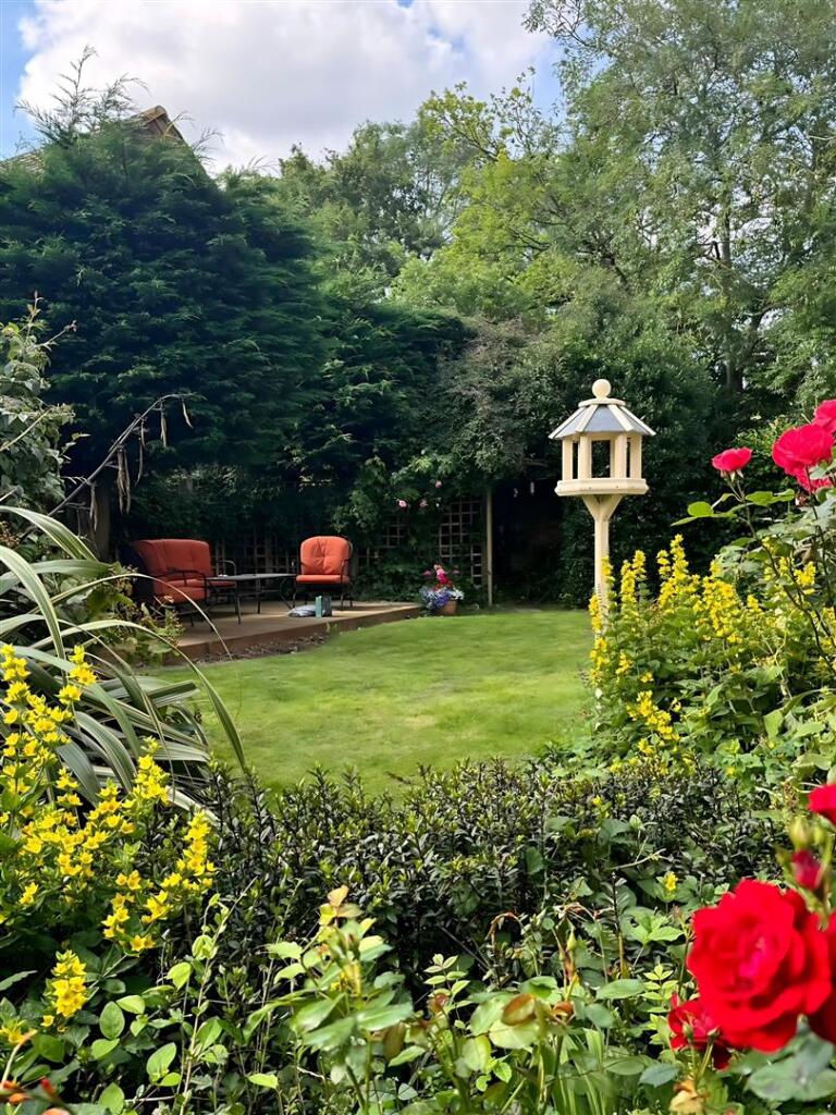 76 Seven Acres 1.jpg