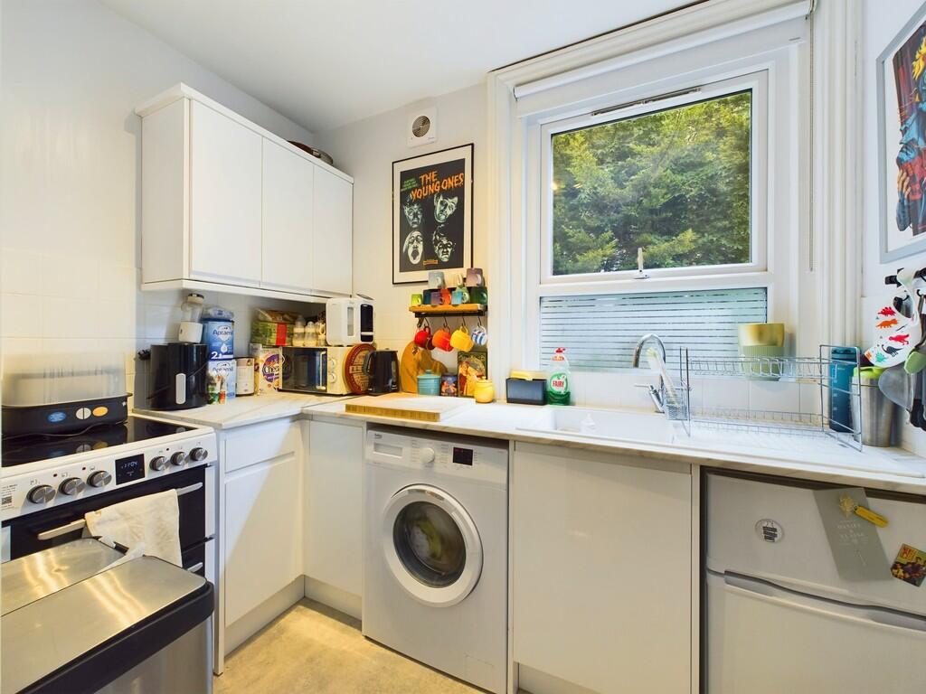 CAM03519G0-PR0077...