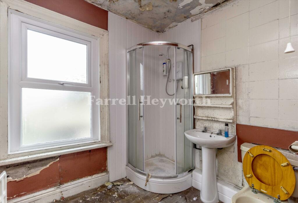 Shower Room 2 T202411081048.jpg