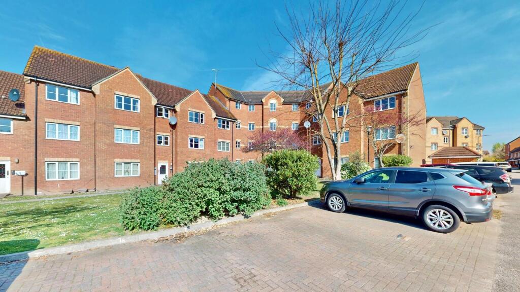 24-Westfield-Gardens-04132025_131825 2.jpg