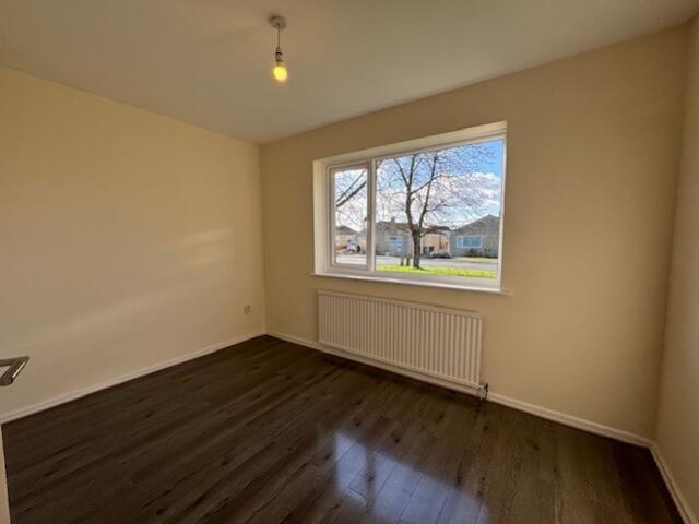 5 Larksfield bedroom 2