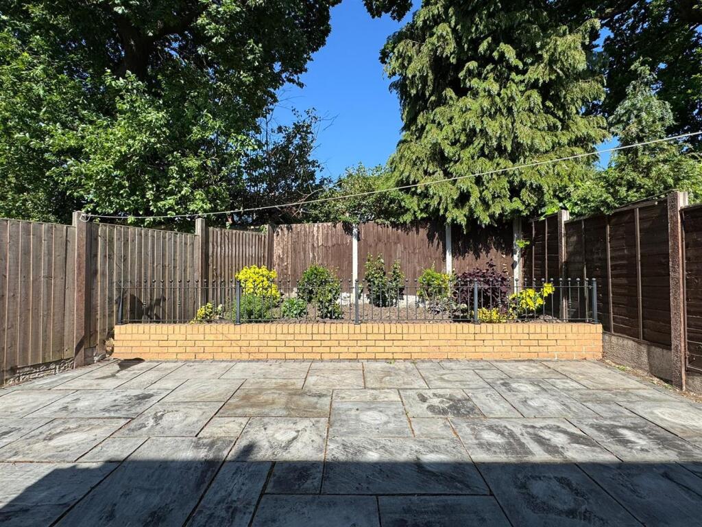 Garden 2.jpg