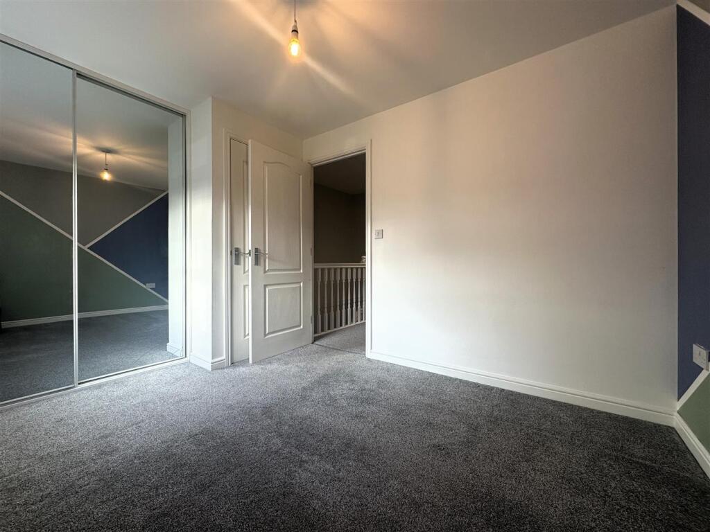 Bedroom 2 II.jpg