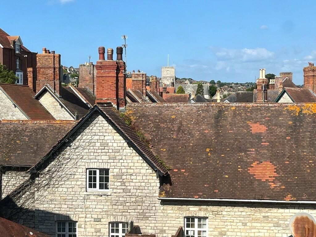 View (bedroom 2)