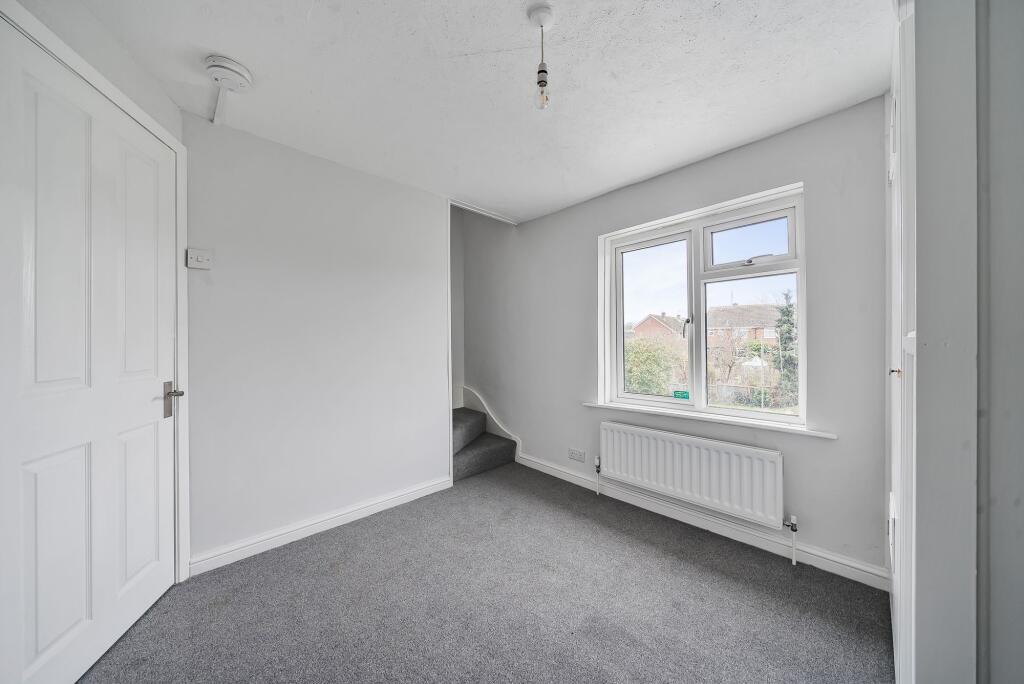 Bedroom Two (2)