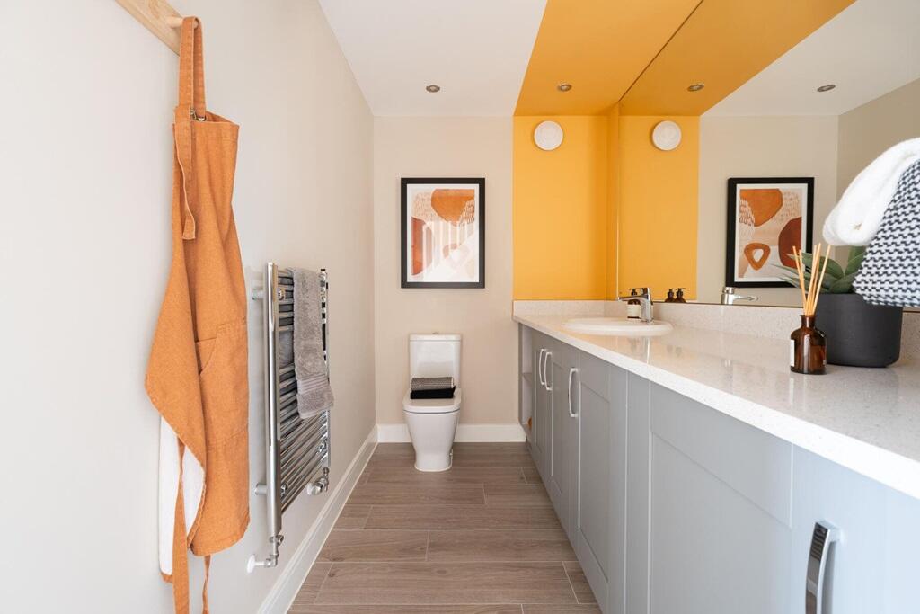 Combined downstairs cloakroom and utility room