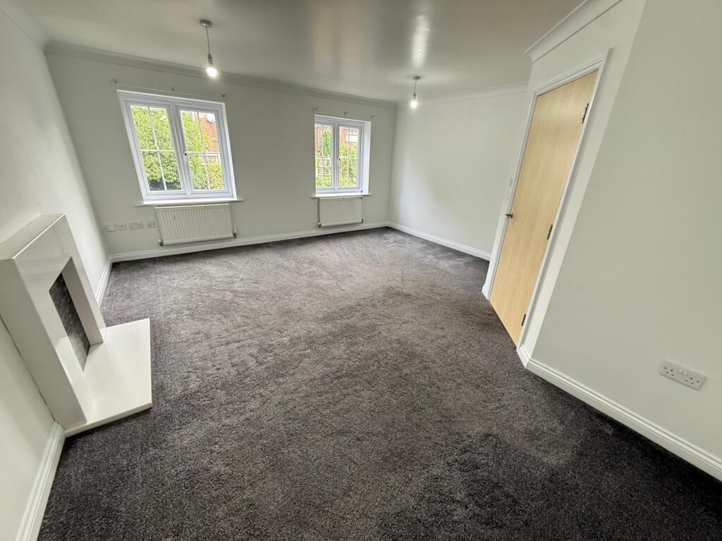 12 Newton Grange Lounge 1