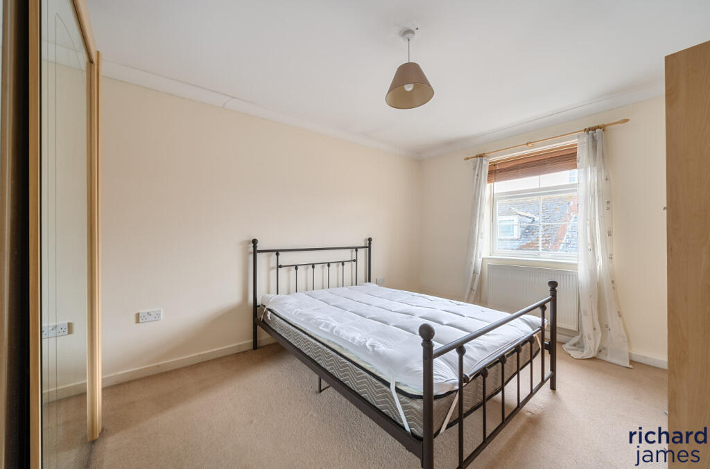 1a8456b367e542d3bbe6112d3570e2b7