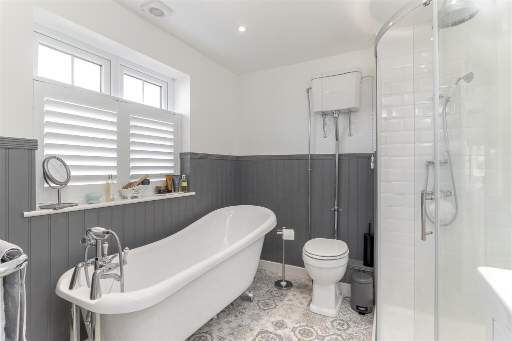 Bathroom - A.jpg
