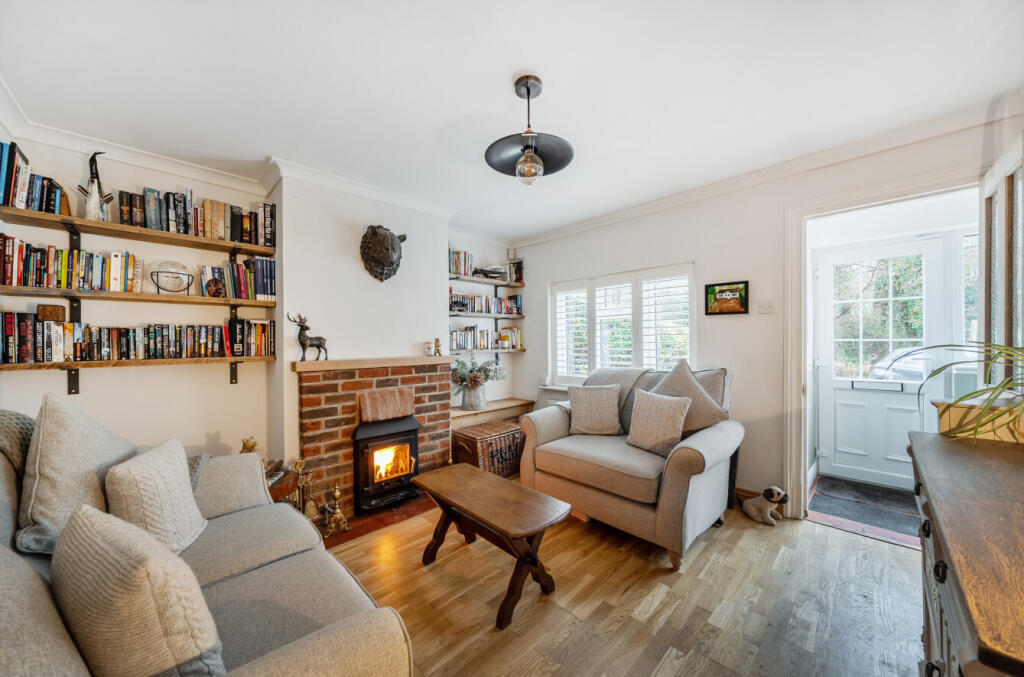 1374779-19-693c12...