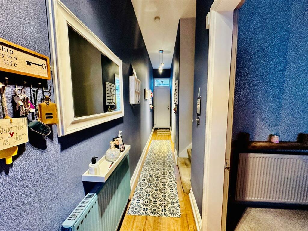 hallway new.jpg
