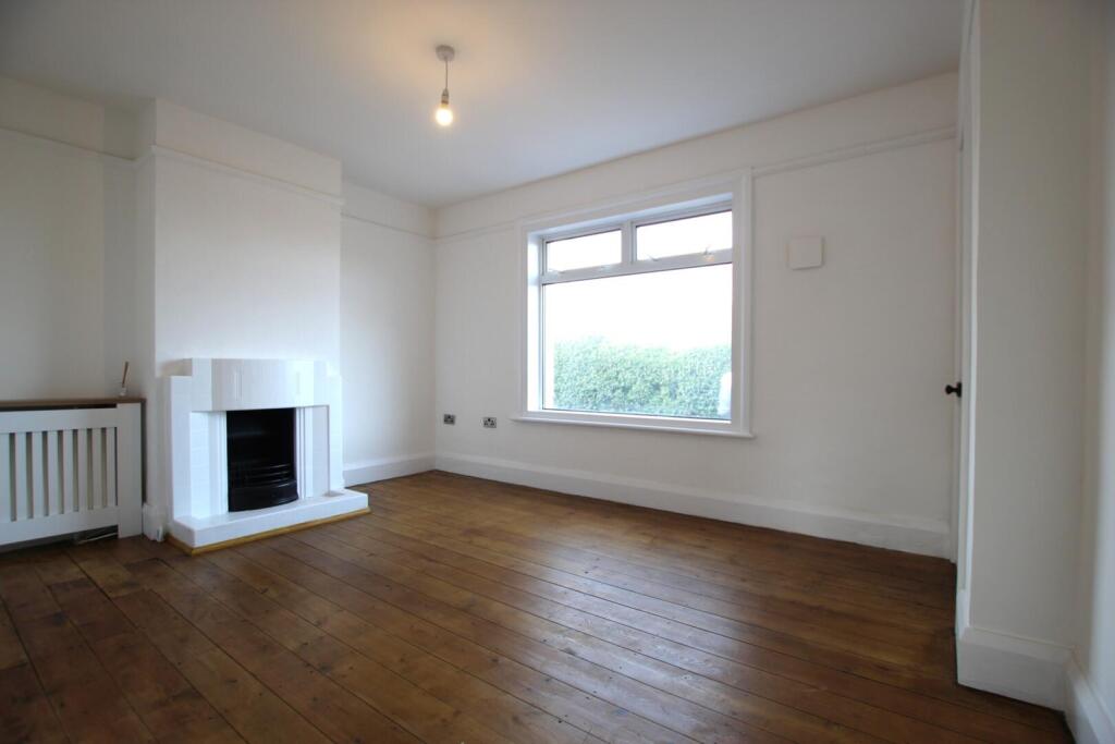 Living room.JPG