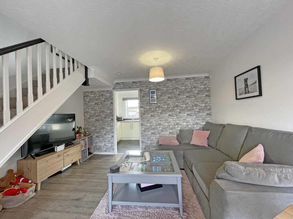 Carroll Road 93 Lounge 2.jpg