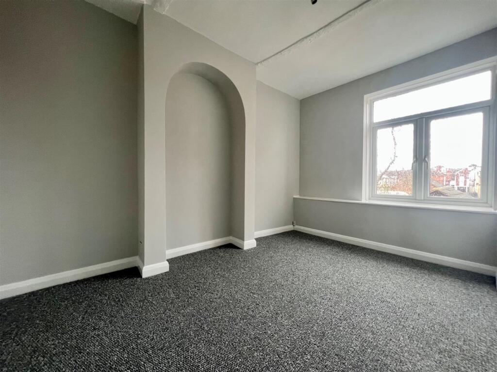 oxford road - bedroom 2