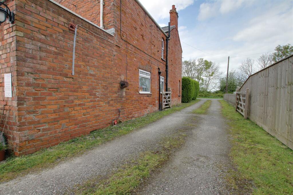 img_7065-img_7067.jpg