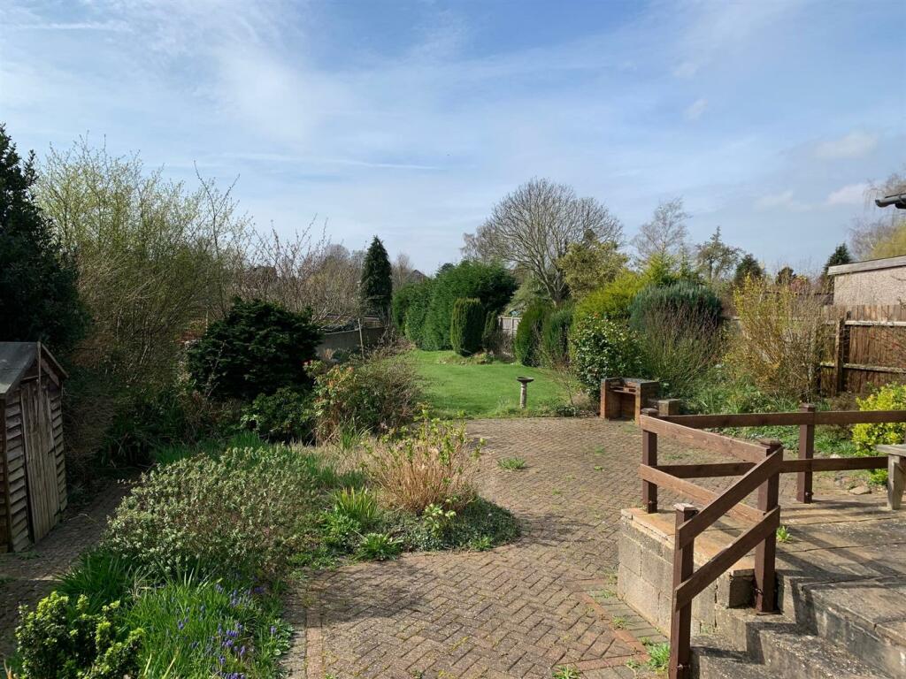 Garden 1.jpg