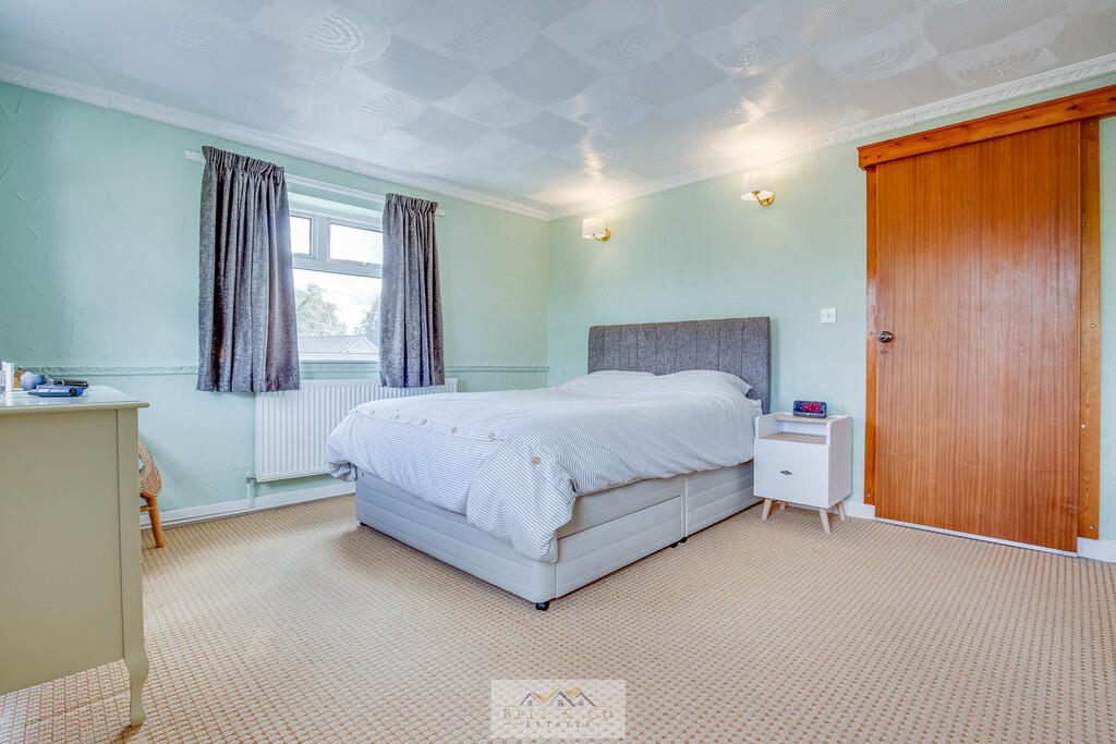 Bedroom 1.2