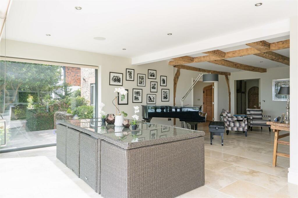 19, Roedean Crescent 320828  (55).jpg