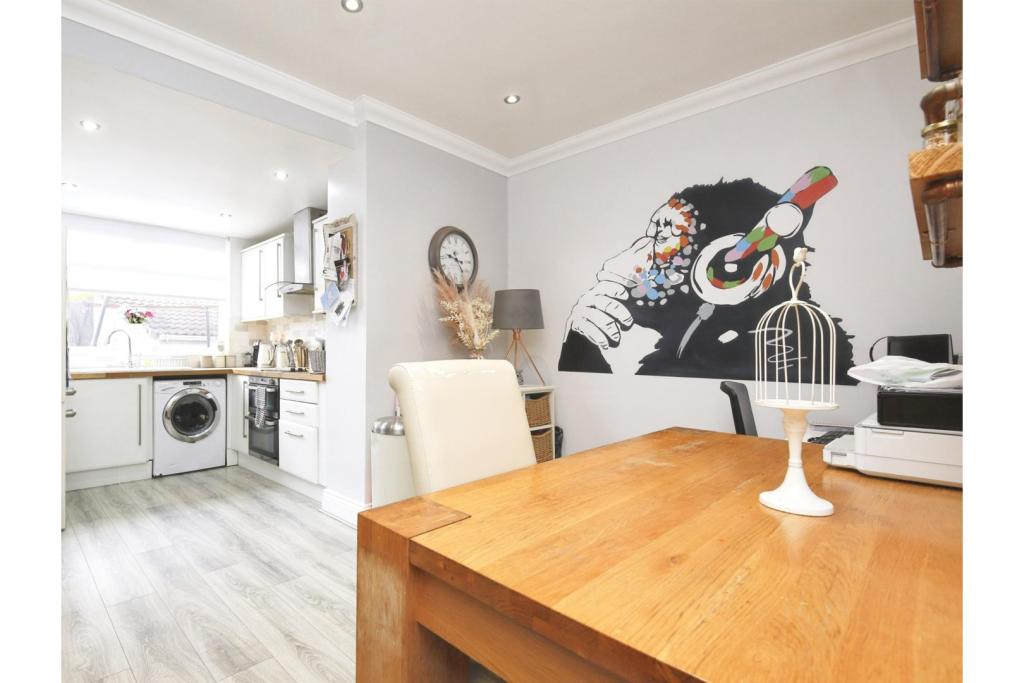 Kitchen/Dining Room