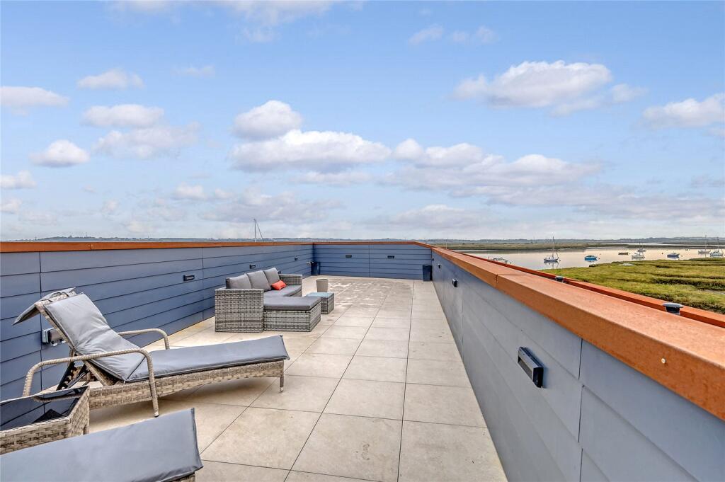 Previous Show Home