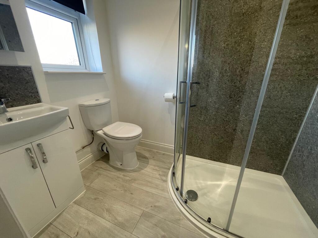 En-suite Bathroom