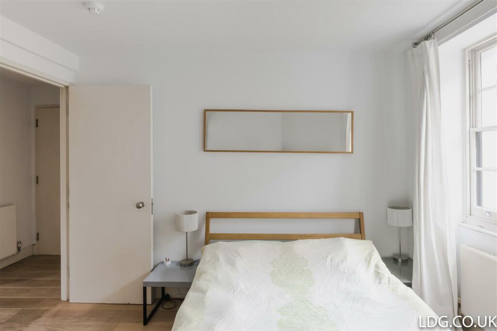 bed-2.jpg